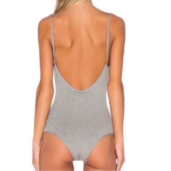 Free People Intimately Heather Grey Scoop Back Seamless Bodysuit Sz XS/S NWOT - Picture 9 of 10